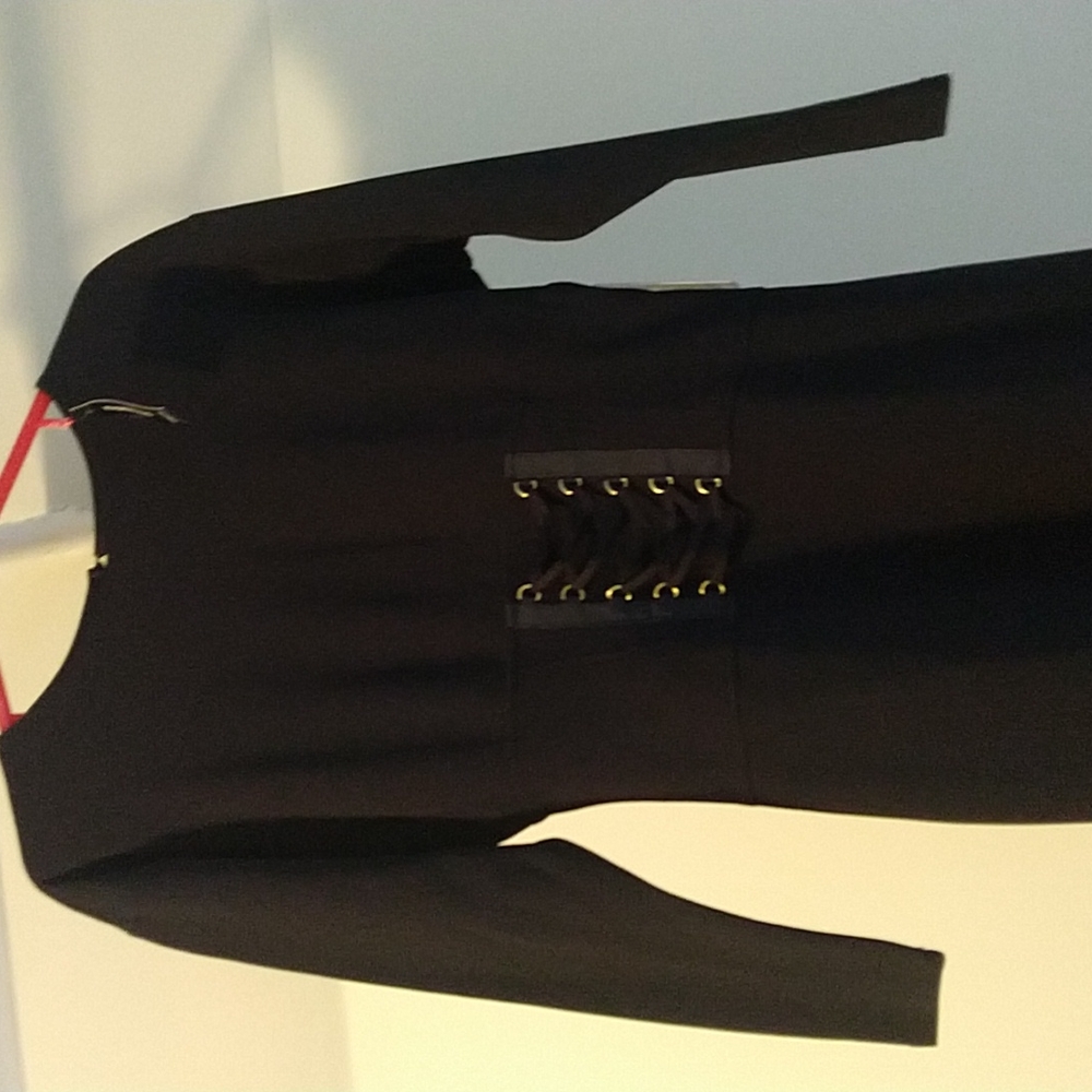 Black dress from express - Picture 9 of 10